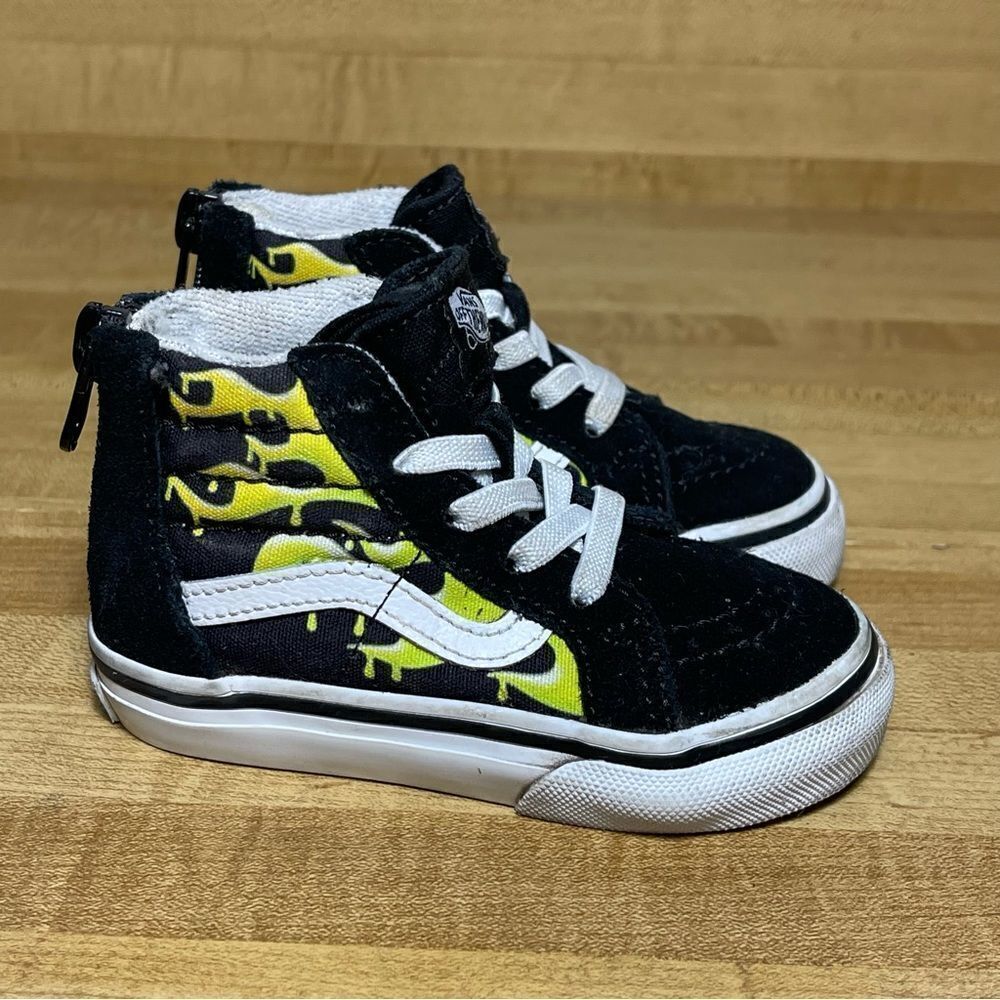 VANS HIGH TOP size 5c Toddler Green Flames Zipper In The Back 507452